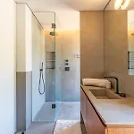 Sacramento House B Apartment