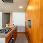 Sacramento House B * Lisbon